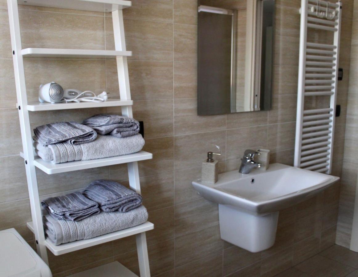 Rho Fiera Milano - Popy House Villa Pero Kültér fotó